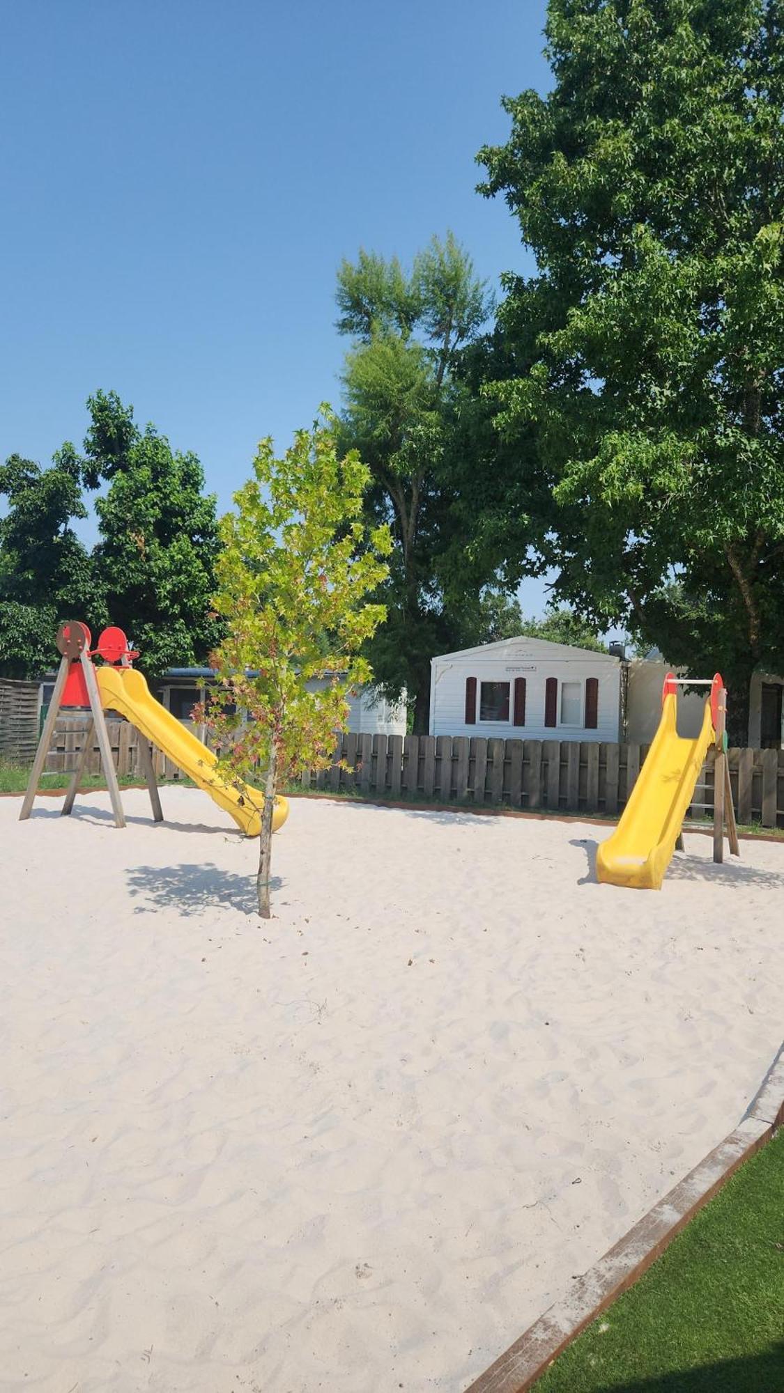 Camping Mobil 6 Personnes Foret Des Landes Mimizan